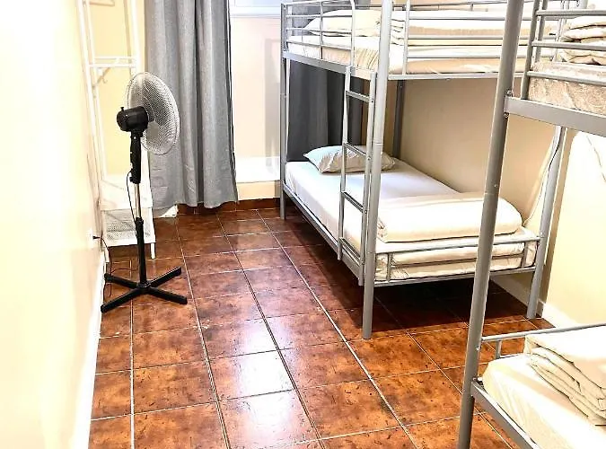 Parque Hostal Lisboa